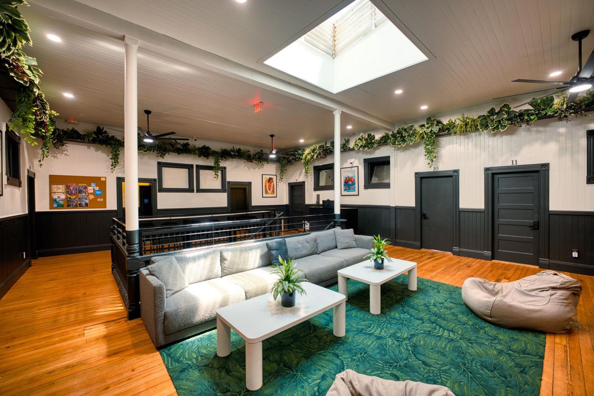 Howzit Hostels Hawaii Hilo Exteriör bild